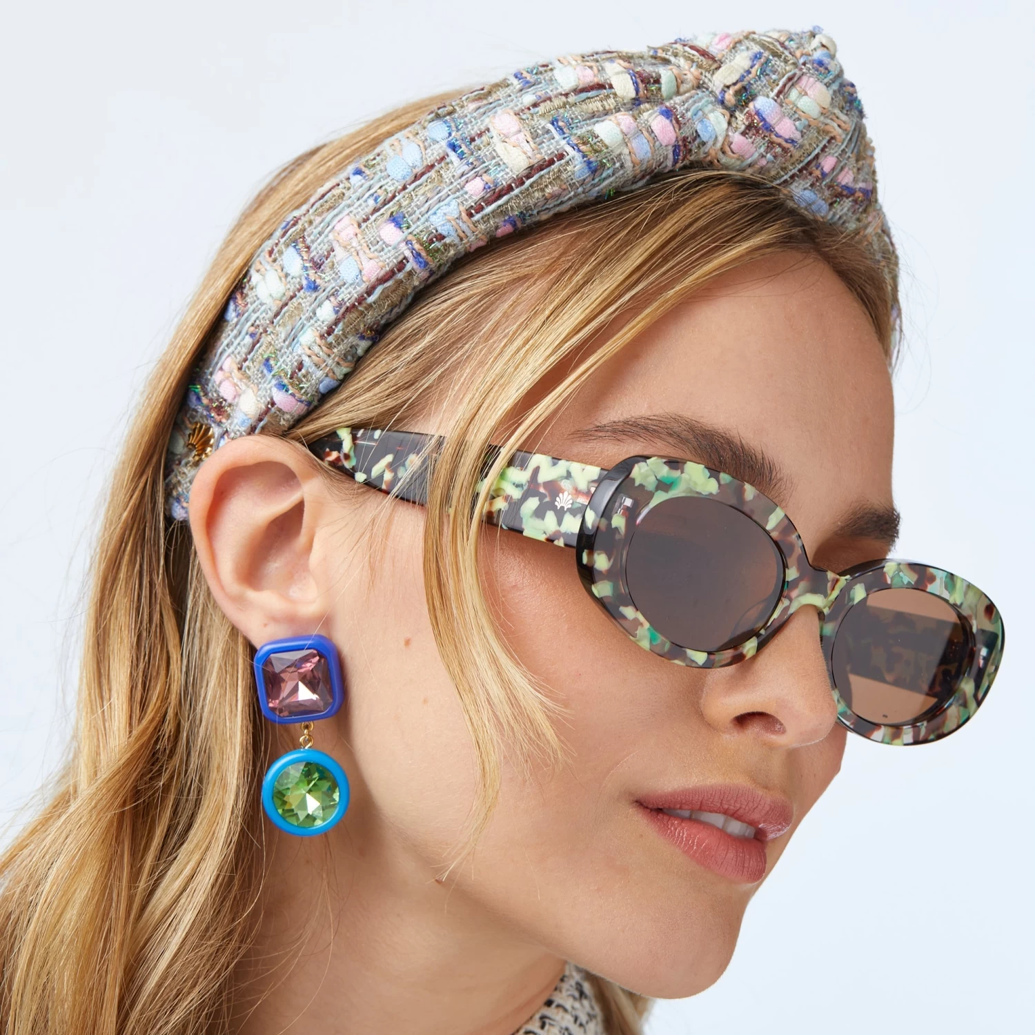 NAVY POP GEM DROP EARRINGS - Image 2