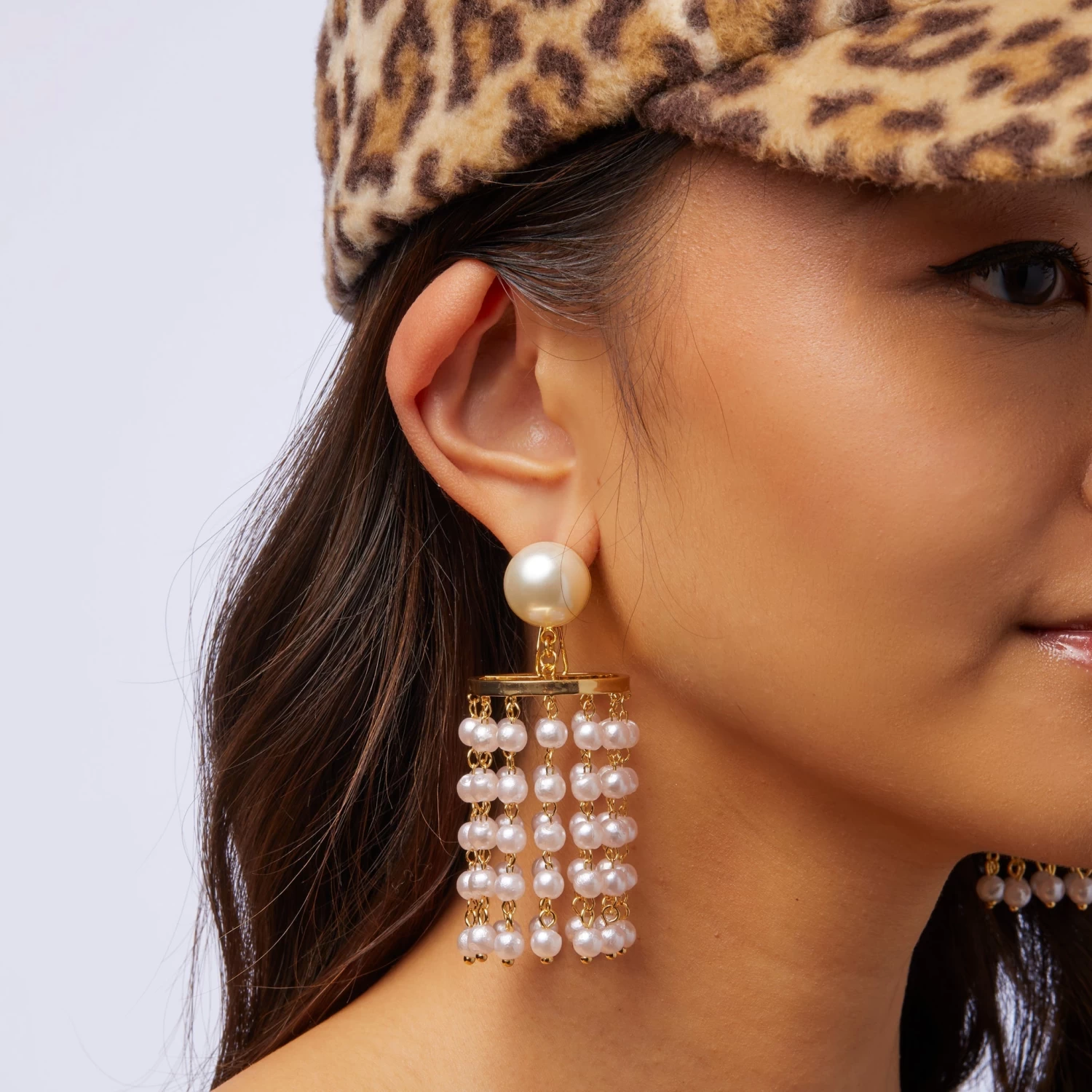 PEARL CHANDELIER EARRINGS - Image 3
