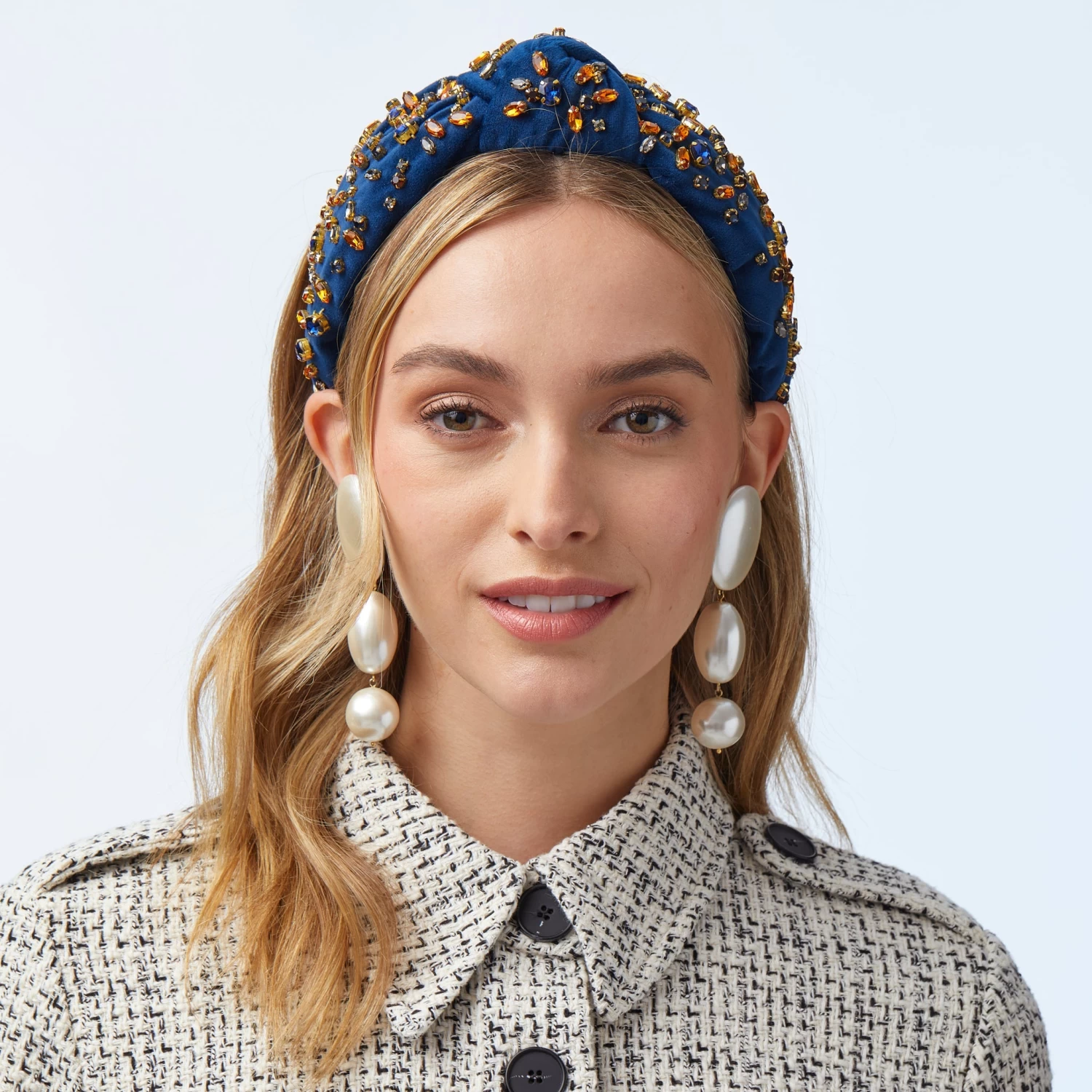 PEARL LINEAR BUBBLE EARRINGS - Image 4