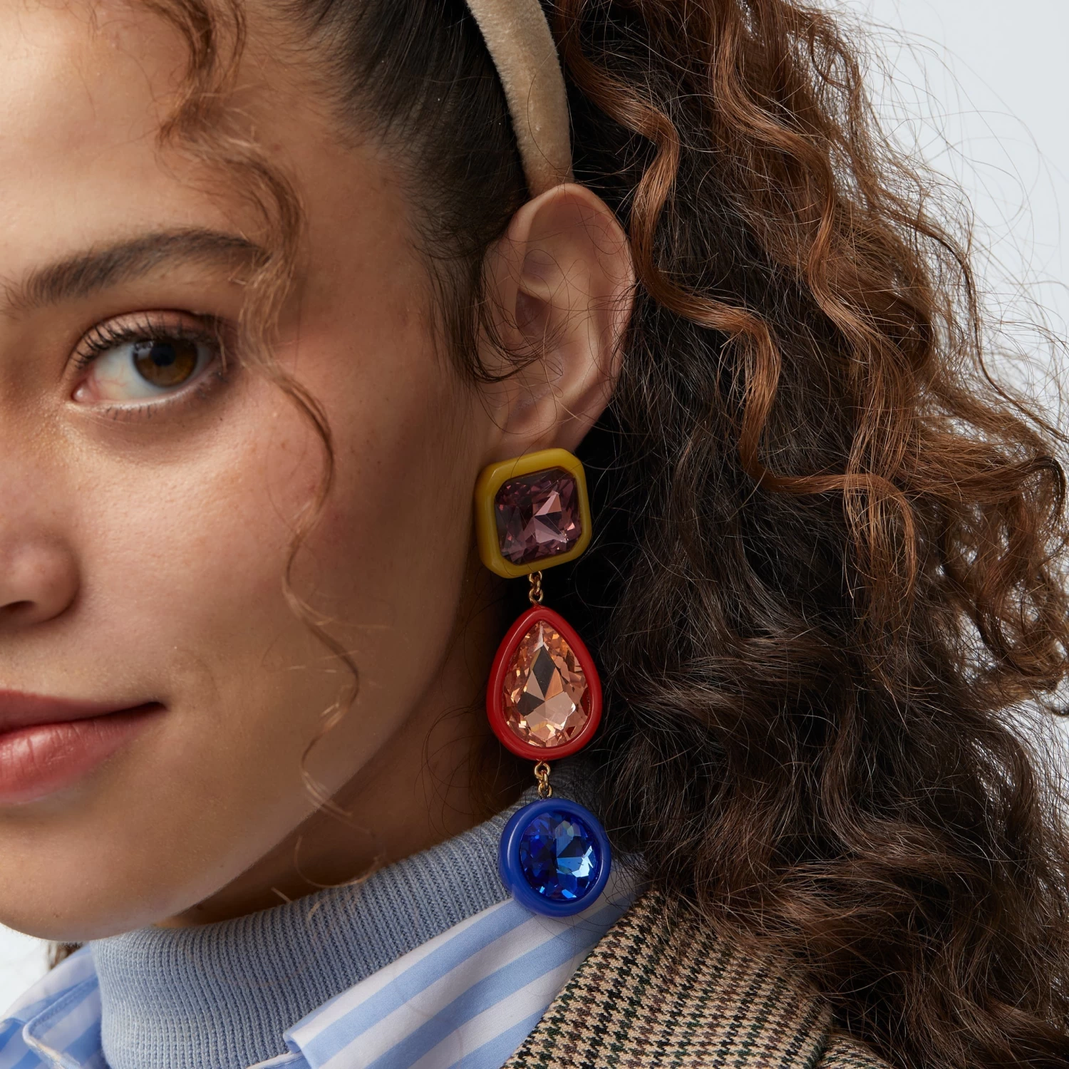 SUNBURST GEM LINEAR EARRINGS - Image 2