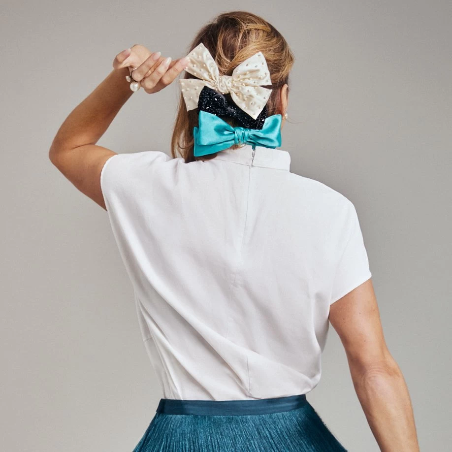 LELE X SJP IVORY PEARL BOW BARRETTE - Image 3