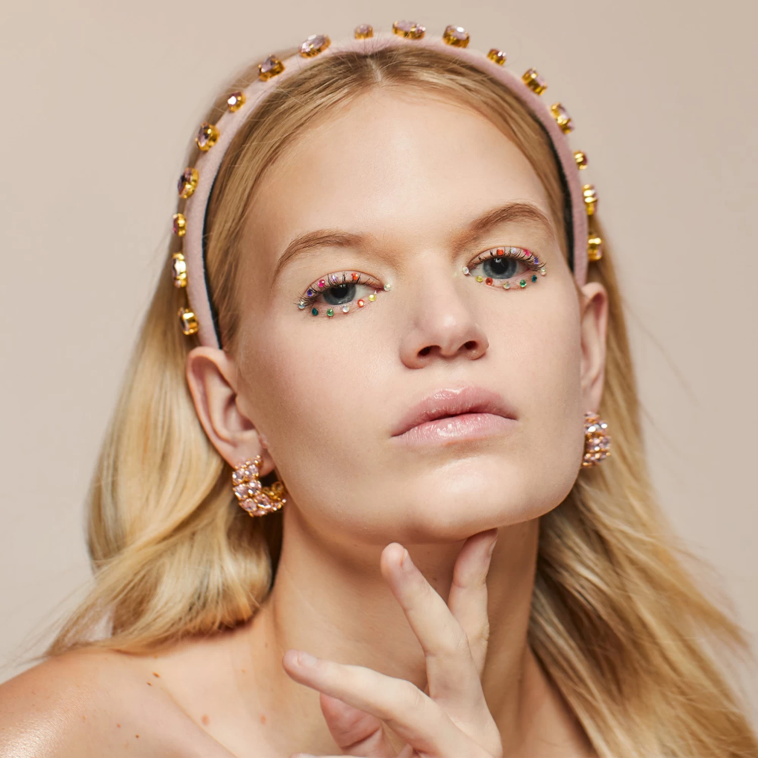 JUNE ALEXANDRITE HEART MIXED CRYSTAL VELVET GIGI HEADBAND - Image 4