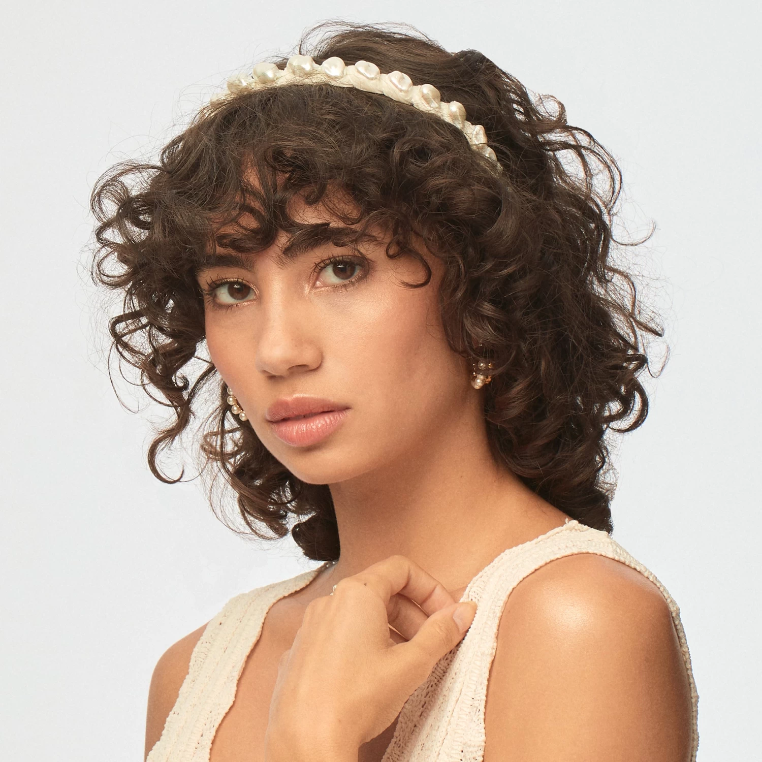 IVORY GRADUATED BAROQUE PEARL HEADBAND - Image 2