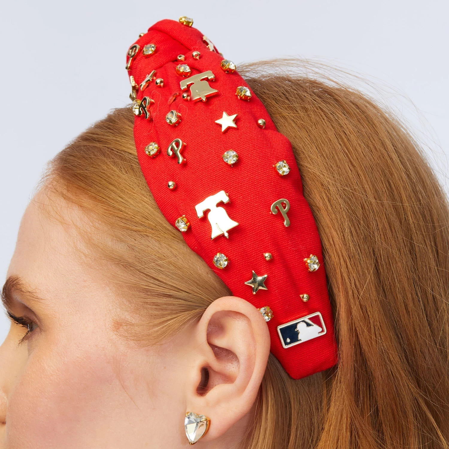 RED PHILLIES EMBELLISHED KNOTTED HEADBAND - Image 4