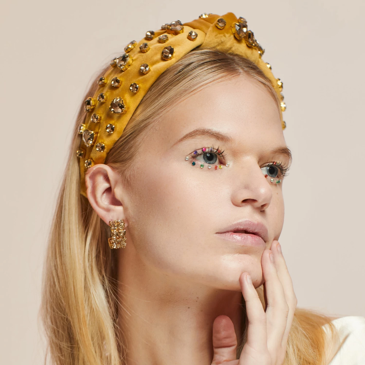 NOVEMBER TOPAZ HEART MIXED CRYSTAL VELVET KNOTTED HEADBAND - Image 4