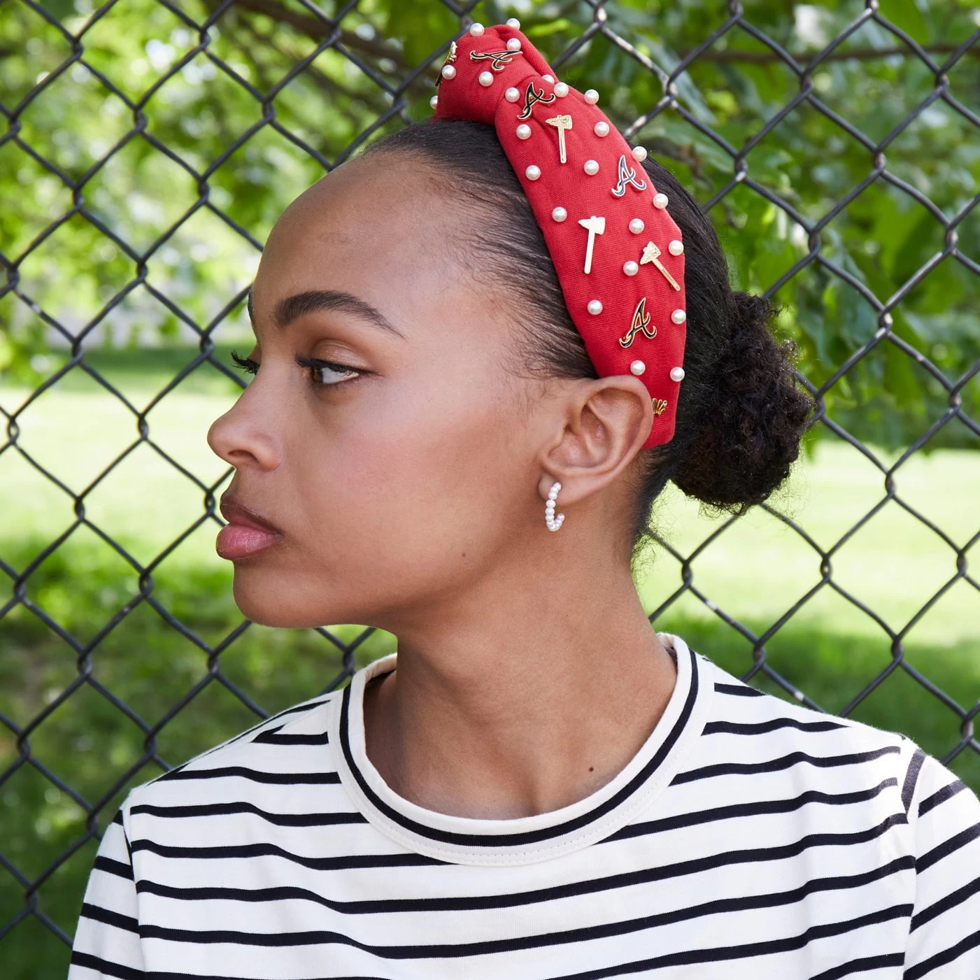 RED ATLANTA BRAVES EMBELLISHED KNOTTED HEADBAND - Image 2