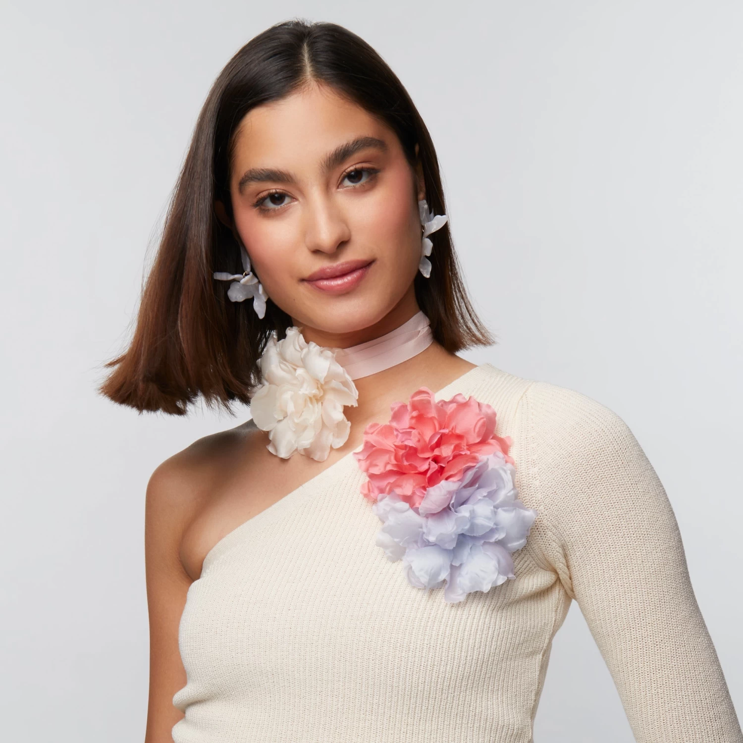 DUSTY PINK SILK MAGNOLIA FLOWER CHOKER/BROOCH - Image 2