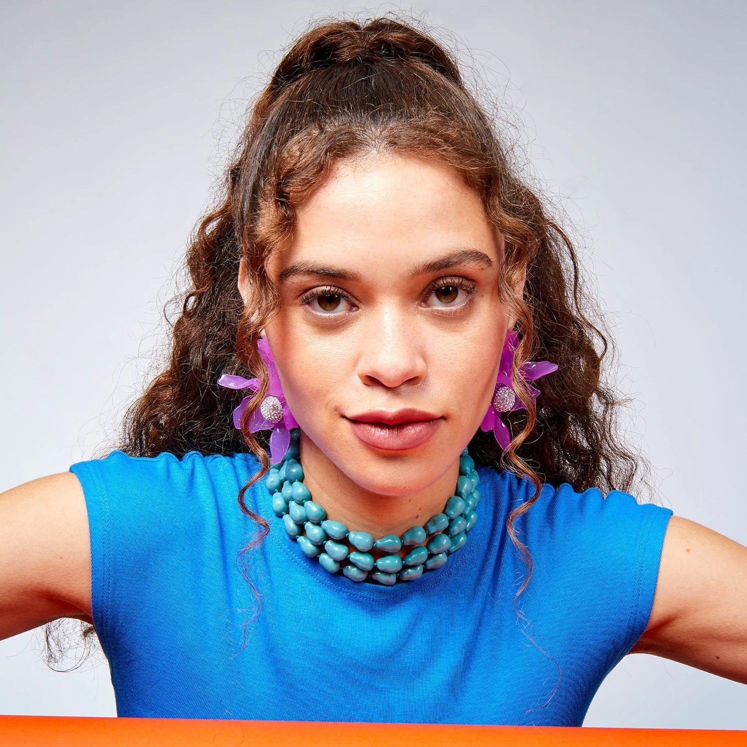 TURQUOISE TRIPLE ROW DIANA CHOKER NECKLACE - Image 2