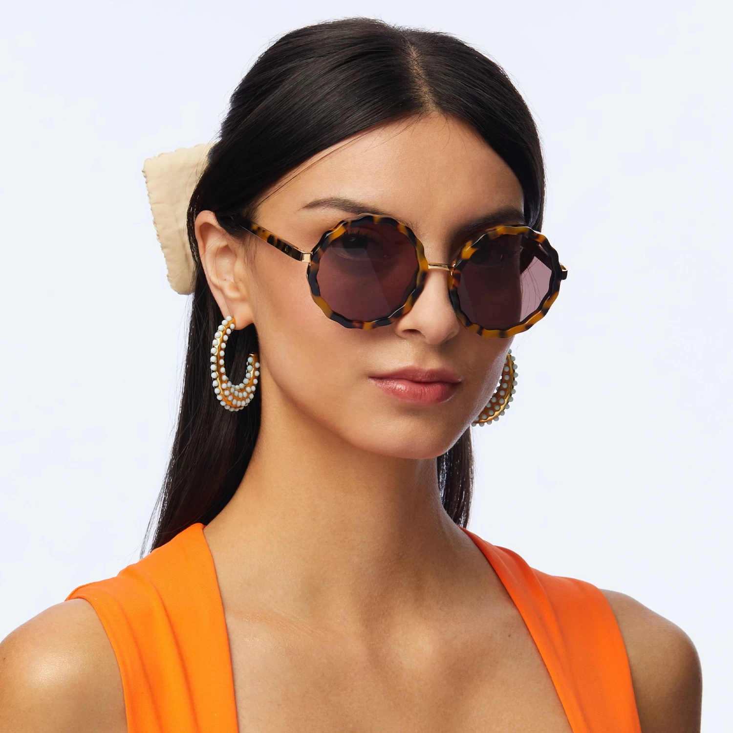 TORTOISE PAROS ROUND SUNGLASSES - Image 2